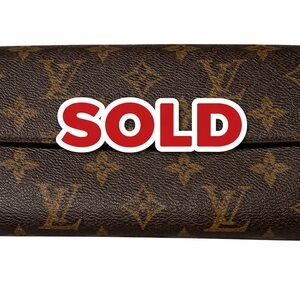 Authentic LV Sarah Long Wallet – Vintage. Classic Monogram canvas.